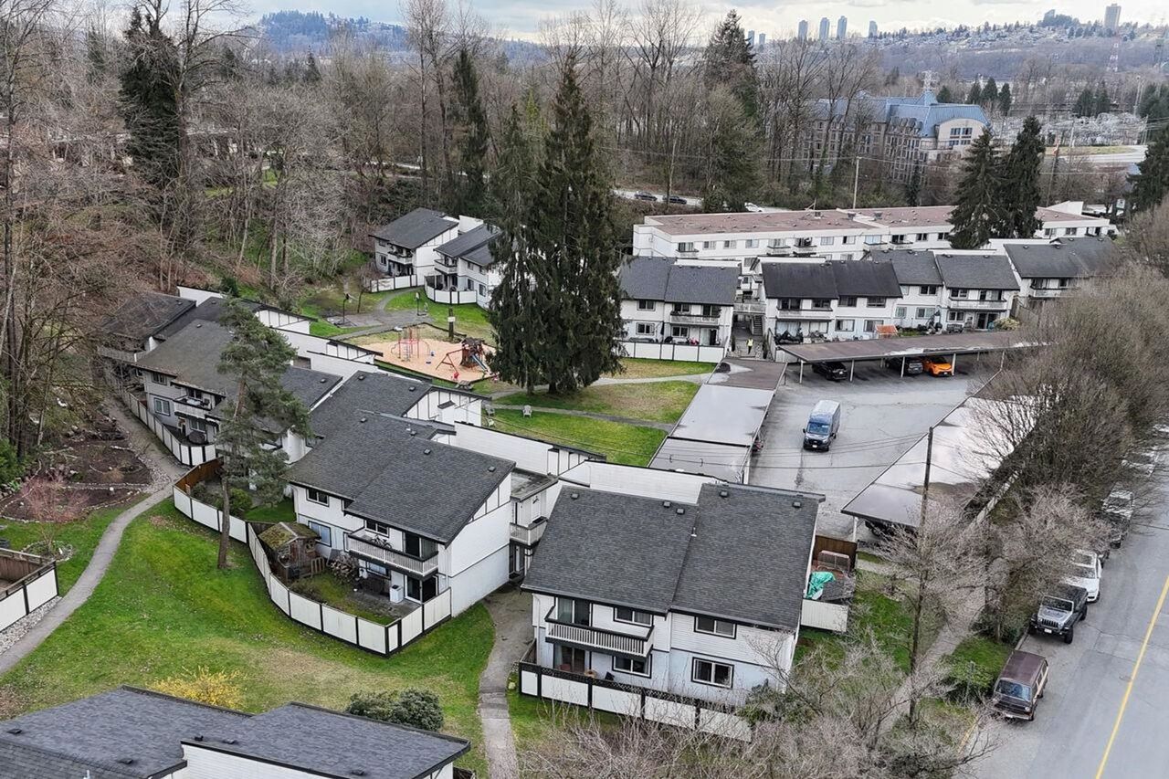 884-premier-street-lynnmour-north-vancouver-26 at 32 - 884 Premier Street, Lynnmour, North Vancouver 884-premier-street-lynnmour-north-vancouver-26 at 32 - 884 Premier Street, Lynnmour, North Vancouver