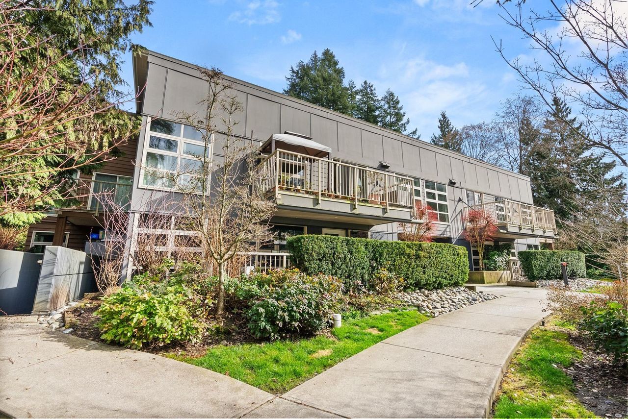 201 - 2832 Capilano Road, Capilano NV, North Vancouver