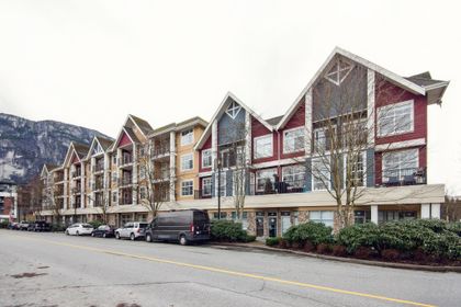 1336-main-street-downtown-sq-squamish-01