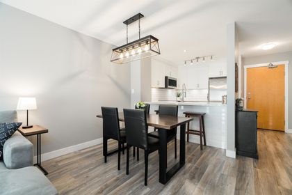 675-park-crescent-glenbrooke-north-new-westminster-02