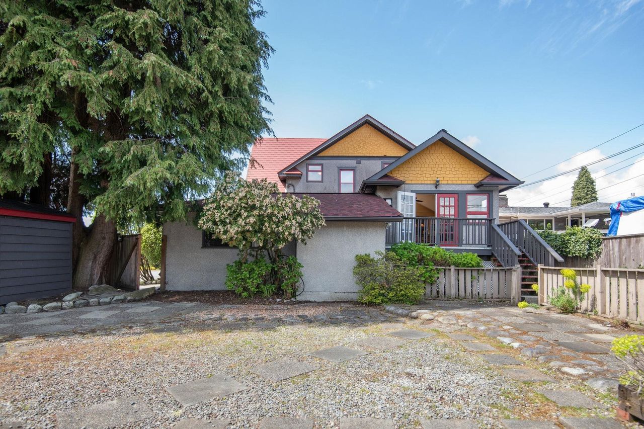 1312-grand-boulevard-boulevard-north-vancouver-25 at 1312 Grand Boulevard, Boulevard, North Vancouver 1312-grand-boulevard-boulevard-north-vancouver-25 at 1312 Grand Boulevard, Boulevard, North Vancouver