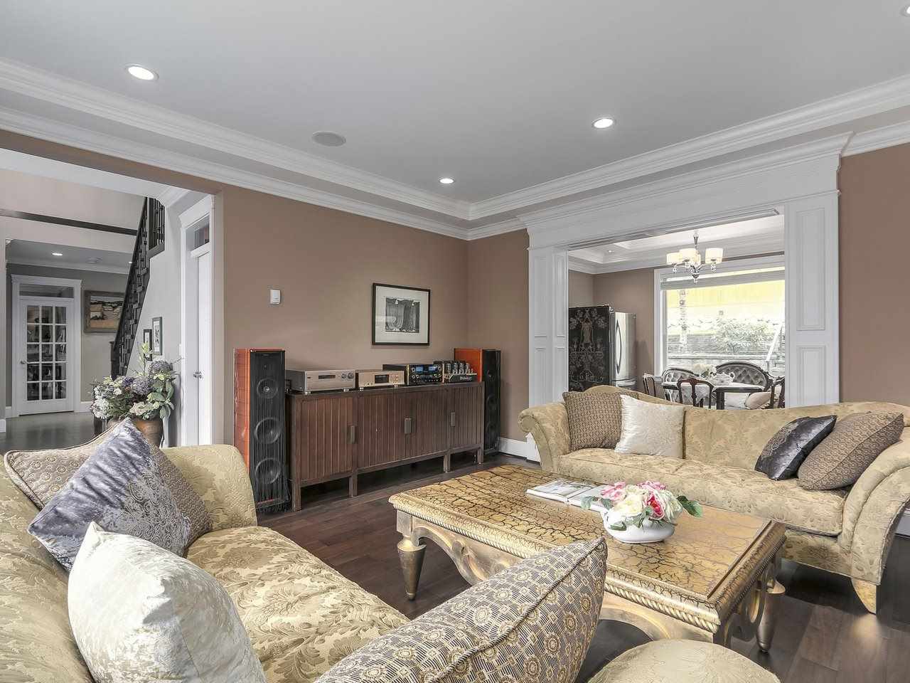 living2 at 714 Donegal Place, Delbrook, North Vancouver living2 at 714 Donegal Place, Delbrook, North Vancouver