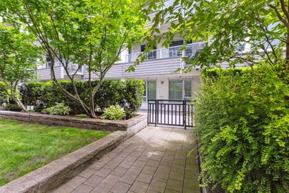 255-w-1st-street-lower-lonsdale-north-vancouver-01