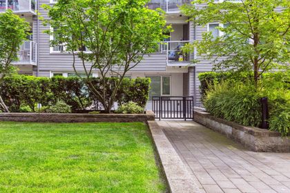 255-w-1st-street-lower-lonsdale-north-vancouver-02