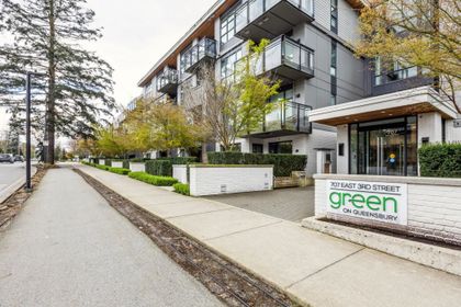 707-e-3rd-street-queensbury-north-vancouver-02