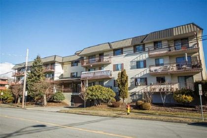 45749-spadina-avenue-chilliwack-downtown-chilliwack-01