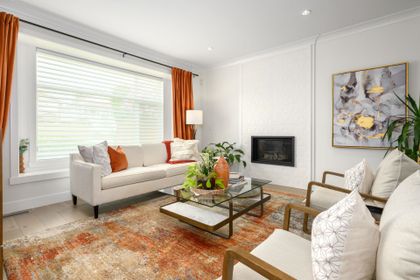 787-e-13th-street-boulevard-north-vancouver-02