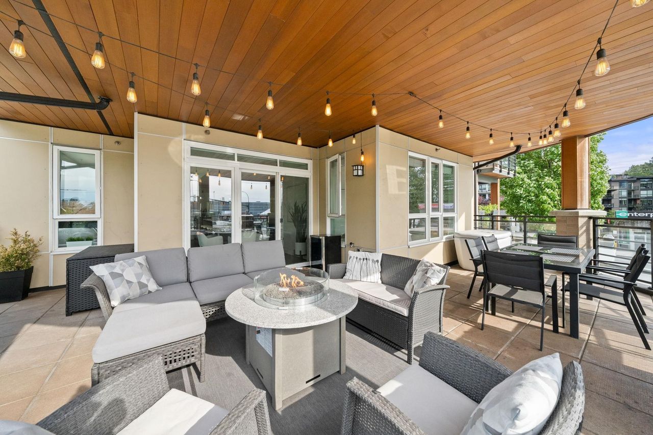 218 - 733 W 14th Street, Mosquito Creek, North Vancouver 
