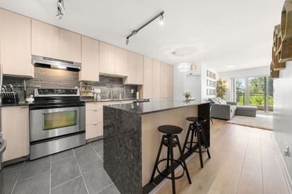 1633-mackay-avenue-pemberton-nv-north-vancouver-01