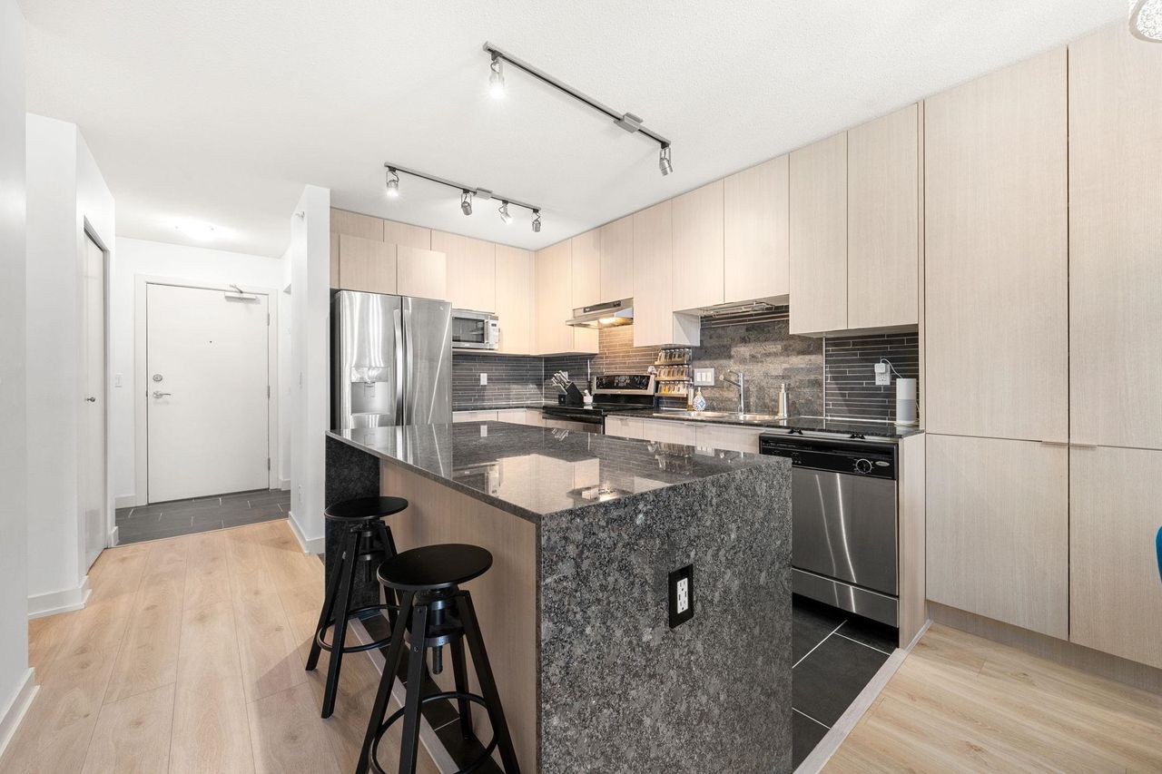 1633-mackay-avenue-pemberton-nv-north-vancouver-10 at 416 - 1633 Mackay Avenue, Pemberton NV, North Vancouver 1633-mackay-avenue-pemberton-nv-north-vancouver-10 at 416 - 1633 Mackay Avenue, Pemberton NV, North Vancouver