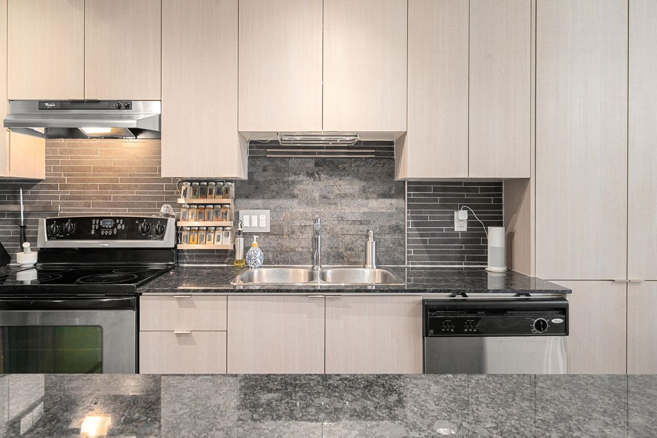 1633-mackay-avenue-pemberton-nv-north-vancouver-27 at 416 - 1633 Mackay Avenue, Pemberton NV, North Vancouver 1633-mackay-avenue-pemberton-nv-north-vancouver-27 at 416 - 1633 Mackay Avenue, Pemberton NV, North Vancouver