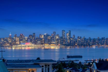 210-w-13th-street-central-lonsdale-north-vancouver-01