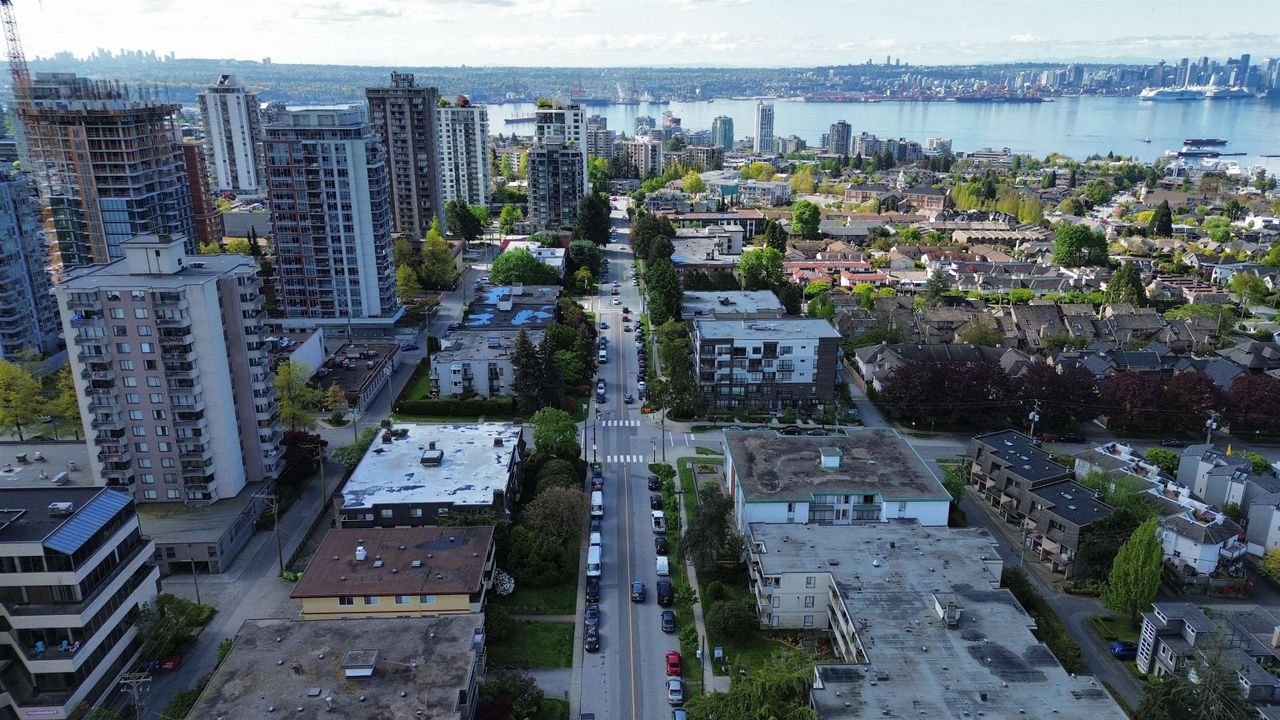 1610-chesterfield-avenue-central-lonsdale-north-vancouver-19 at 301 - 1610 Chesterfield Avenue, Central Lonsdale, North Vancouver 1610-chesterfield-avenue-central-lonsdale-north-vancouver-19 at 301 - 1610 Chesterfield Avenue, Central Lonsdale, North Vancouver