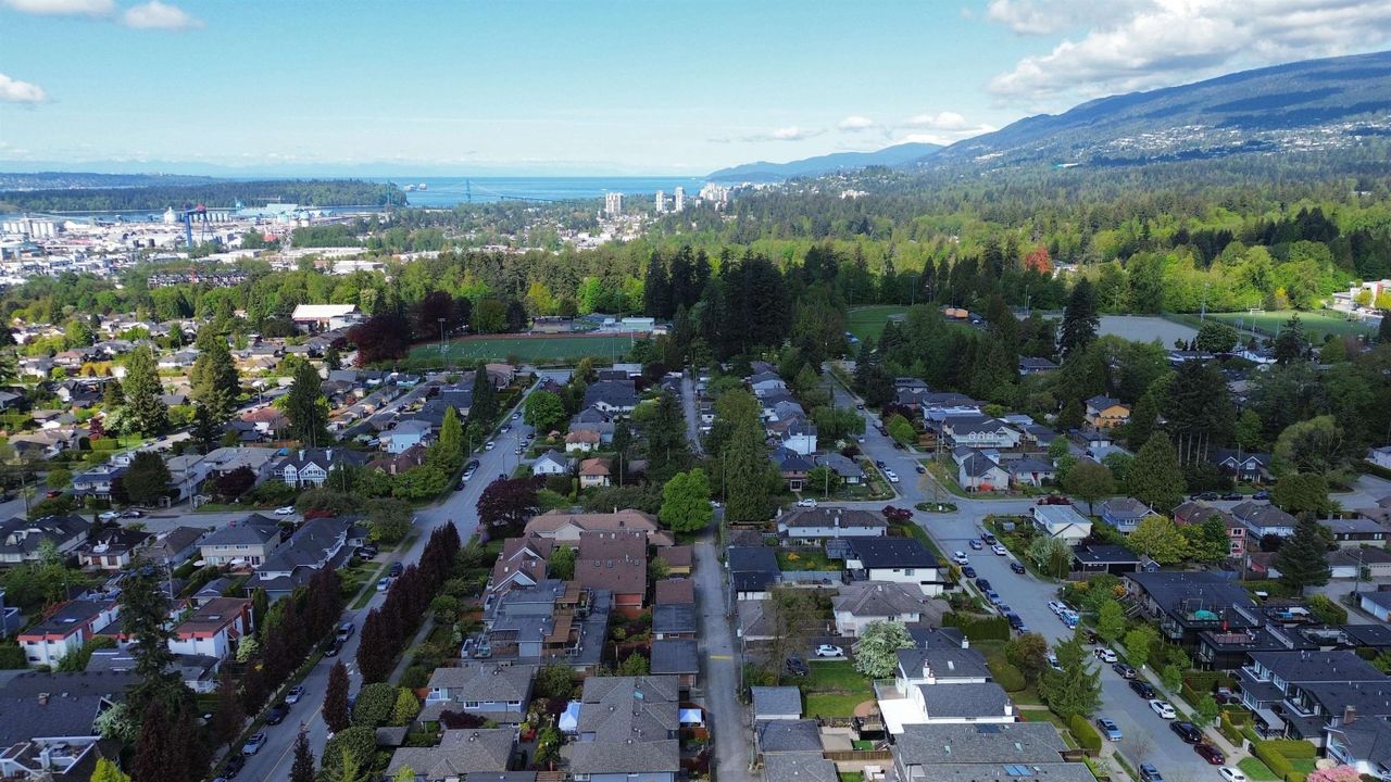 1610-chesterfield-avenue-central-lonsdale-north-vancouver-22 at 301 - 1610 Chesterfield Avenue, Central Lonsdale, North Vancouver 1610-chesterfield-avenue-central-lonsdale-north-vancouver-22 at 301 - 1610 Chesterfield Avenue, Central Lonsdale, North Vancouver