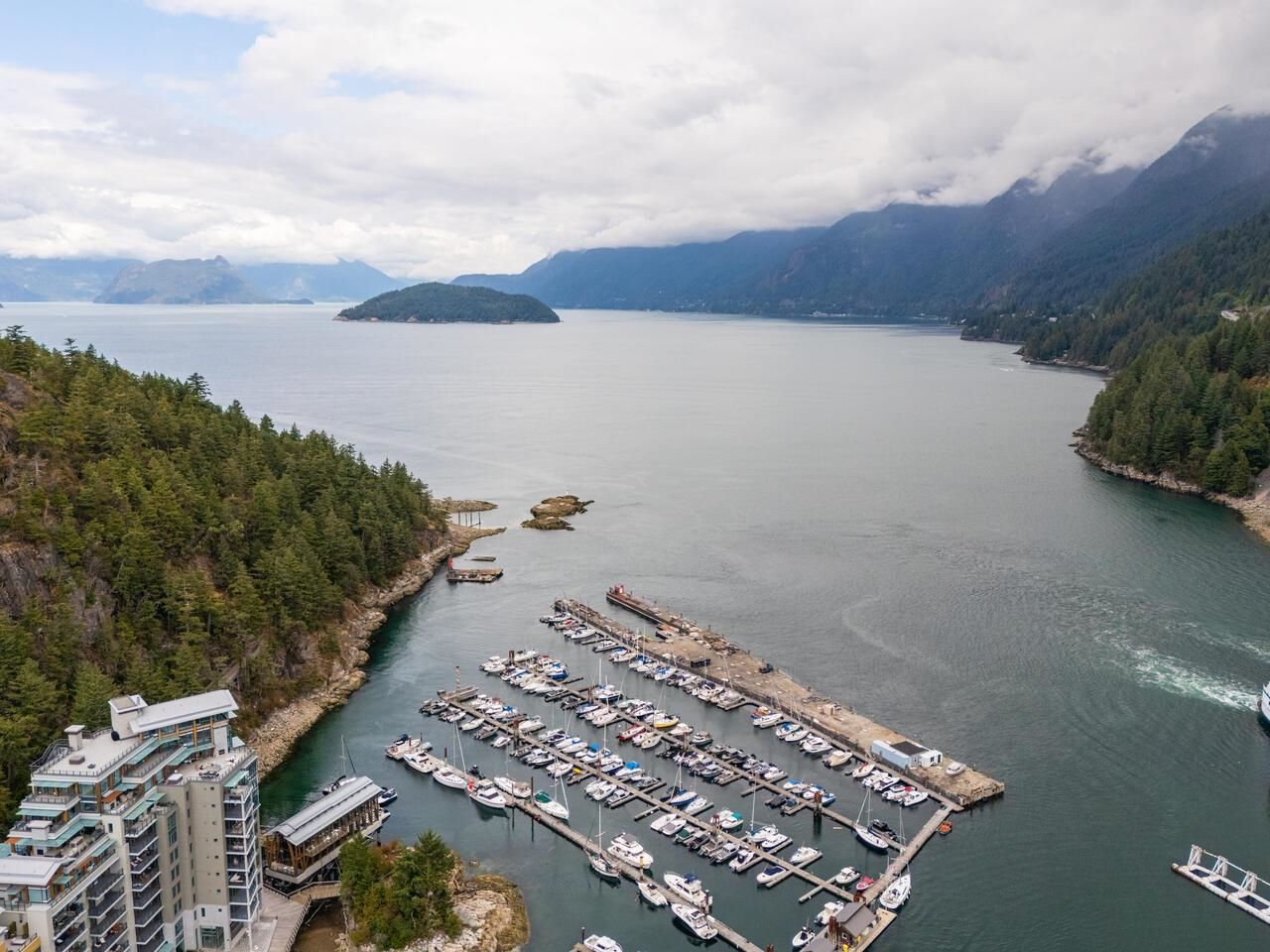 6687-nelson-avenue-horseshoe-bay-wv-west-vancouver-18 at 405 - 6687 Nelson Avenue, Horseshoe Bay WV, West Vancouver 6687-nelson-avenue-horseshoe-bay-wv-west-vancouver-18 at 405 - 6687 Nelson Avenue, Horseshoe Bay WV, West Vancouver