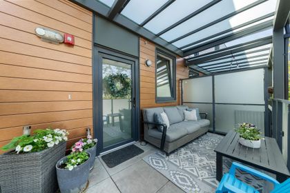 720-e-3rd-street-queensbury-north-vancouver-05