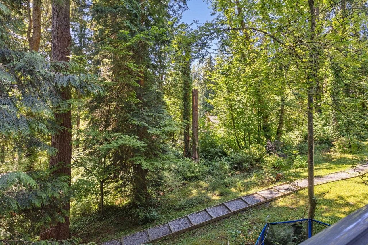 887-frederick-road-princess-park-north-vancouver-08 at 887 Frederick Road, Princess Park, North Vancouver 887-frederick-road-princess-park-north-vancouver-08 at 887 Frederick Road, Princess Park, North Vancouver