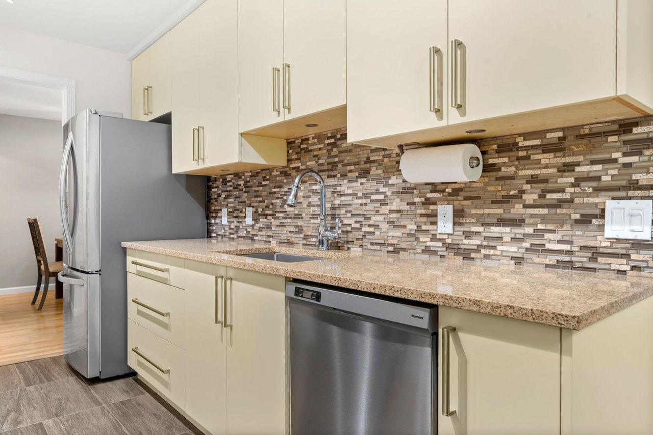 1144-strathaven-drive-northlands-north-vancouver-11 at 103 - 1144 Strathaven Drive, Northlands, North Vancouver 1144-strathaven-drive-northlands-north-vancouver-11 at 103 - 1144 Strathaven Drive, Northlands, North Vancouver