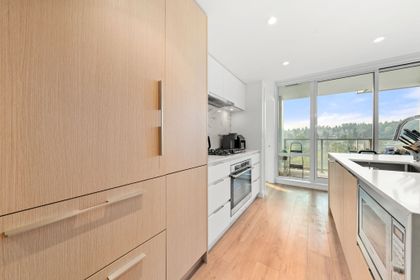 1500-fern-street-lynnmour-north-vancouver-04