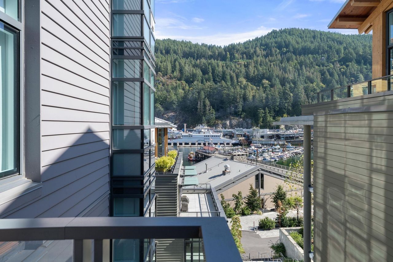 6699-nelson-avenue-horseshoe-bay-wv-west-vancouver-18 at 404 - 6699 Nelson Avenue, Horseshoe Bay WV, West Vancouver 6699-nelson-avenue-horseshoe-bay-wv-west-vancouver-18 at 404 - 6699 Nelson Avenue, Horseshoe Bay WV, West Vancouver