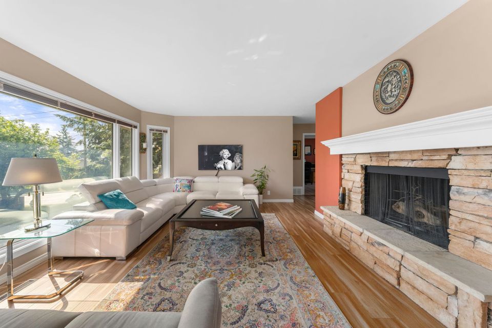 1025-beaufort-road-indian-river-north-vancouver-03