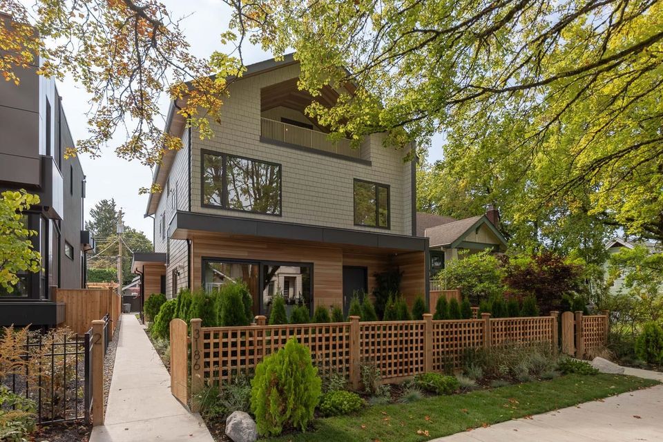 3186-w-11th-avenue-kitsilano-vancouver-west-01
