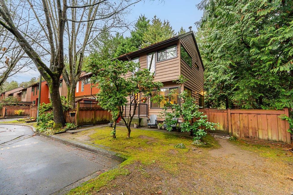 4790-fernglen-place-greentree-village-burnaby-south-05