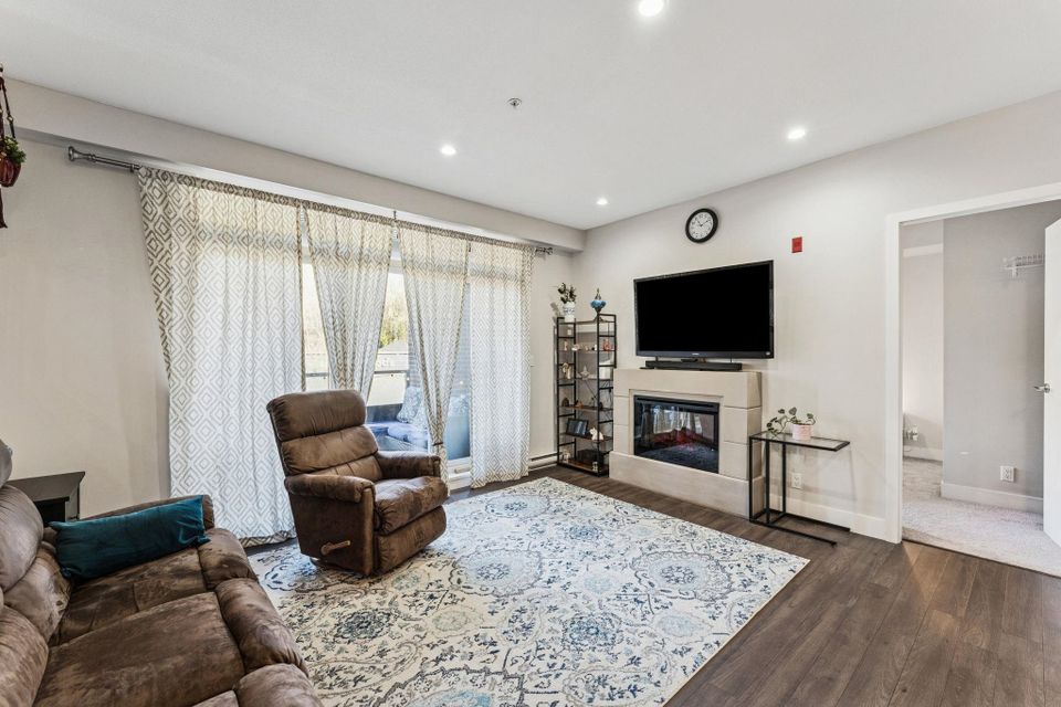 1273-marine-drive-norgate-north-vancouver-05