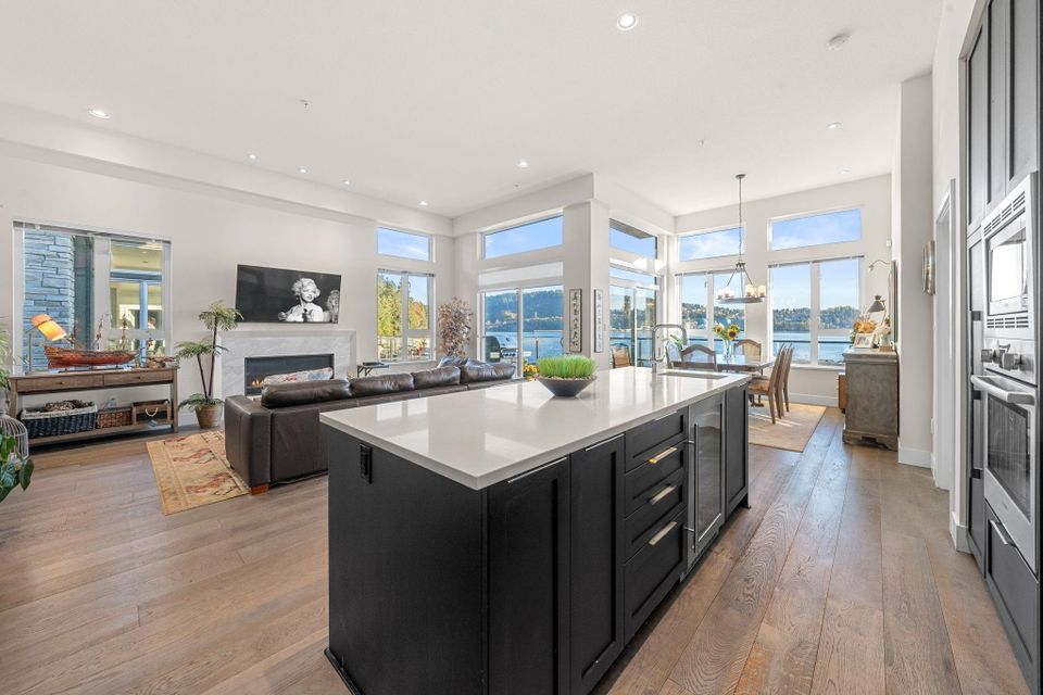 3887-cates-landing-way-roche-point-north-vancouver-05