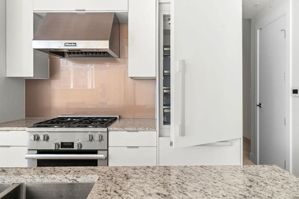 6699-nelson-avenue-horseshoe-bay-wv-west-vancouver-05