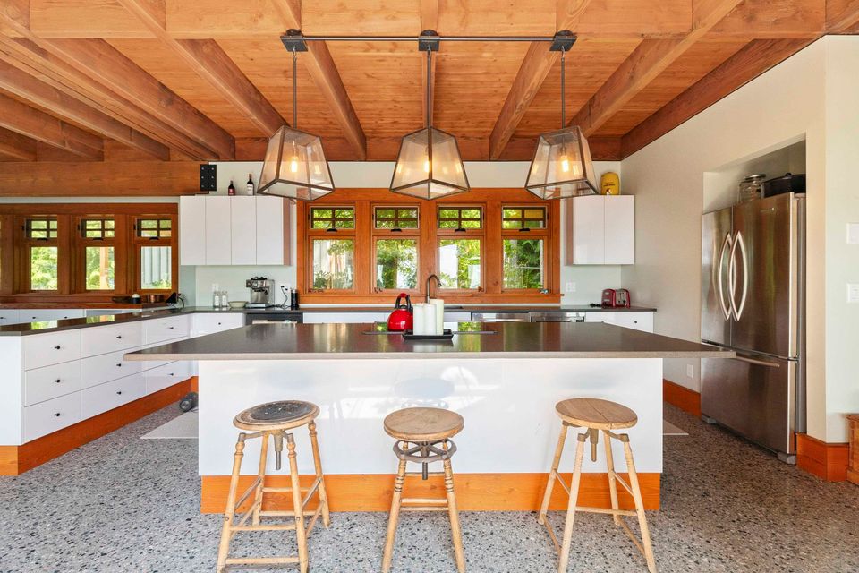 329-esplanade-road-keats-island-sunshine-coast-05