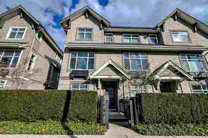 720-orwell-street-lynnmour-north-vancouver-01