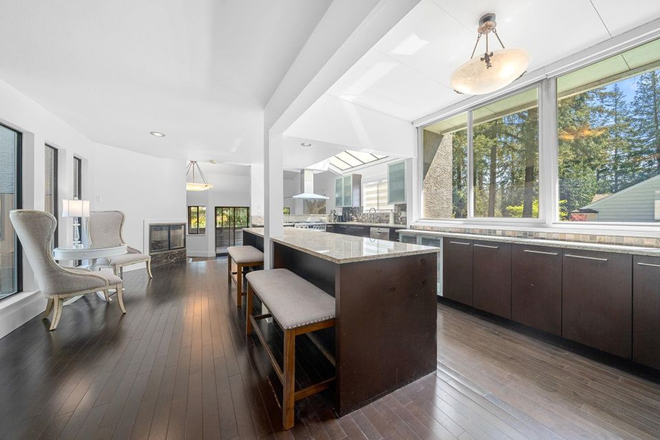 4869-capilano-road-canyon-heights-nv-north-vancouver-04