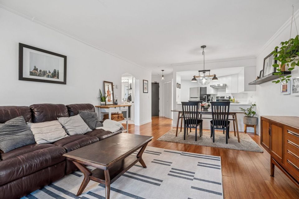 2925-glen-drive-north-coquitlam-coquitlam-05