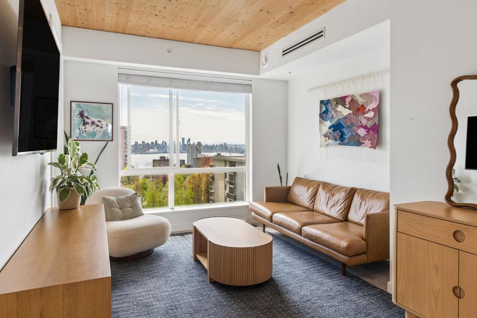 108-e-8th-street-central-lonsdale-north-vancouver-02