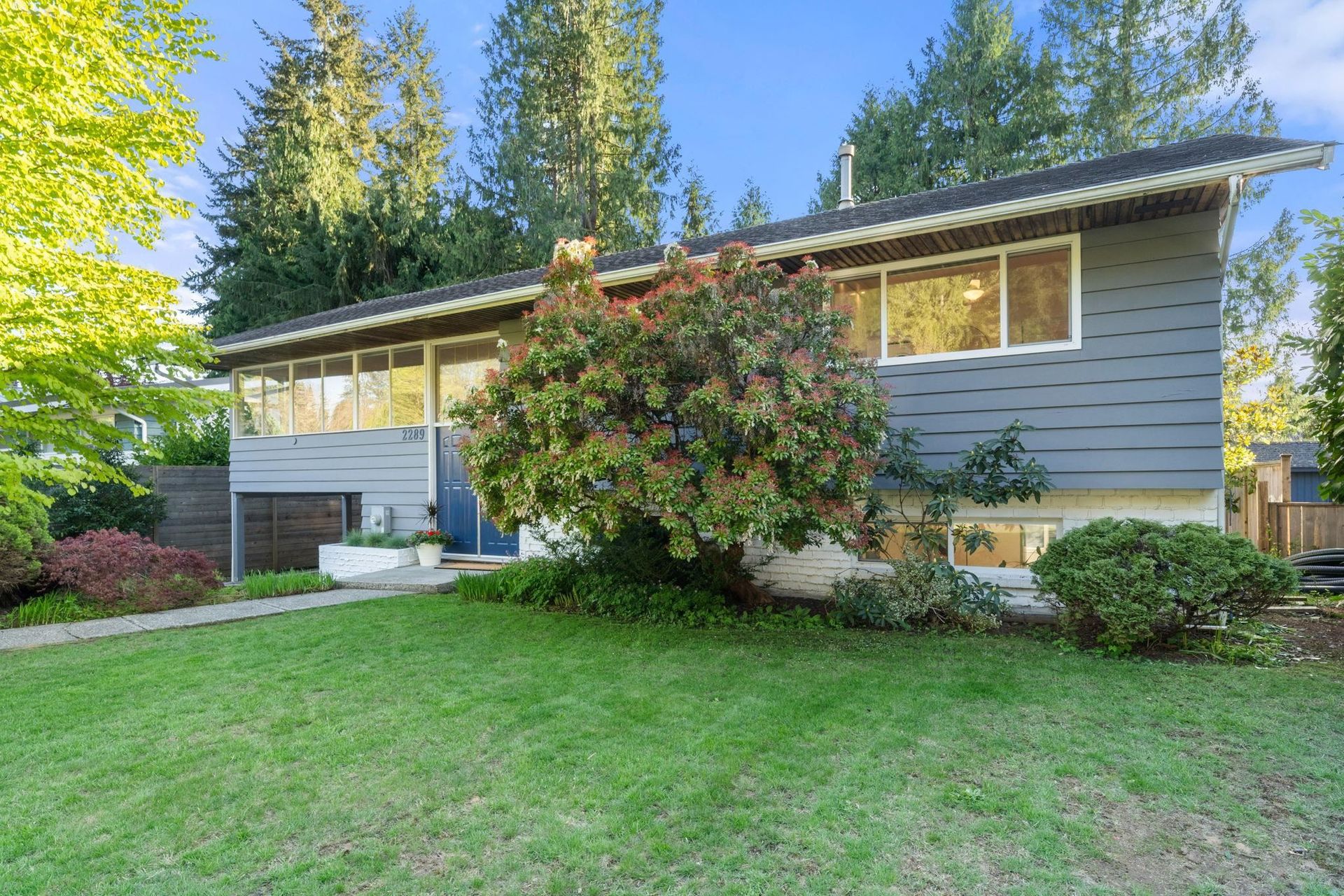2289 Whitman Avenue, Blueridge NV, North Vancouver