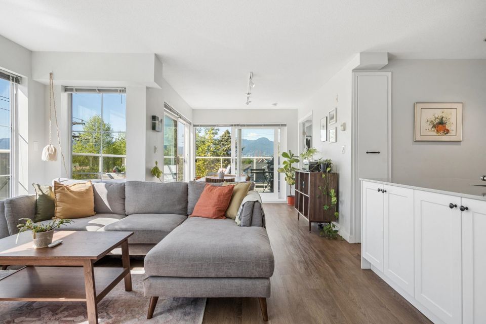 1510-grant-street-grandview-woodland-vancouver-east-02
