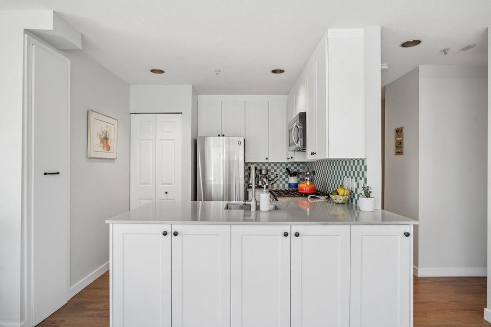 1510-grant-street-grandview-woodland-vancouver-east-05