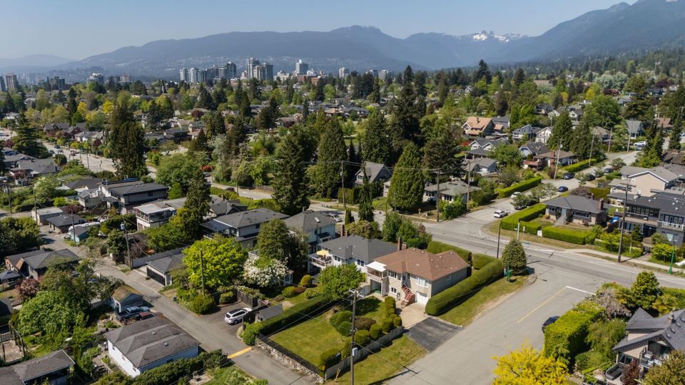 657-e-keith-road-queensbury-north-vancouver-02