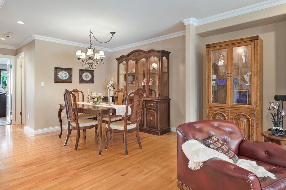 326-e-12th-street-central-lonsdale-north-vancouver-05