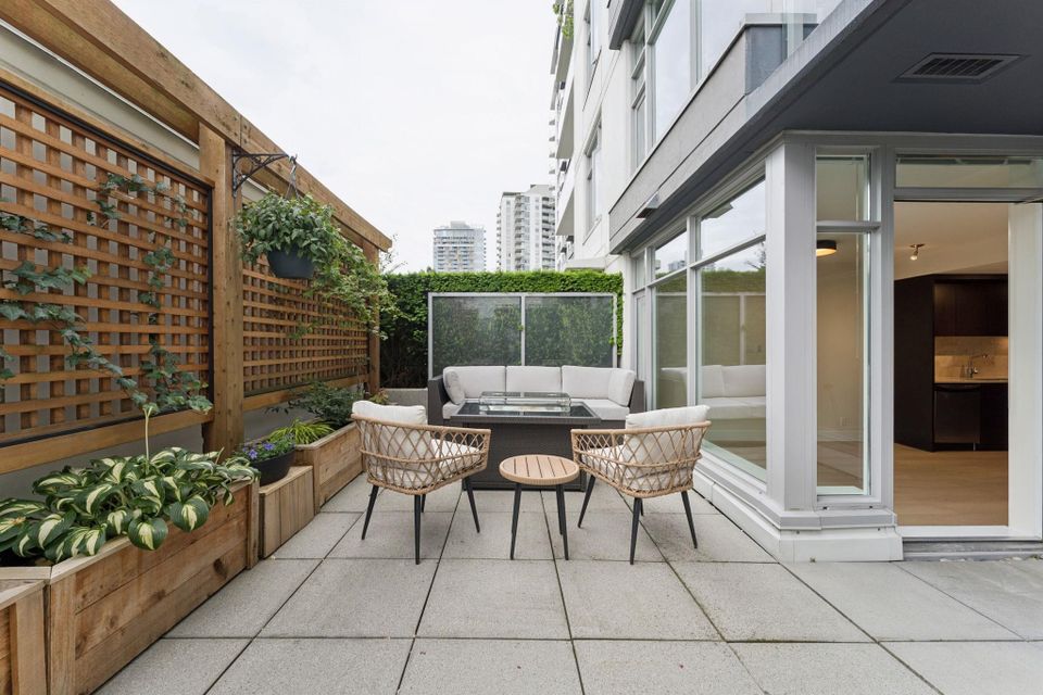 1320-chesterfield-avenue-central-lonsdale-north-vancouver-02