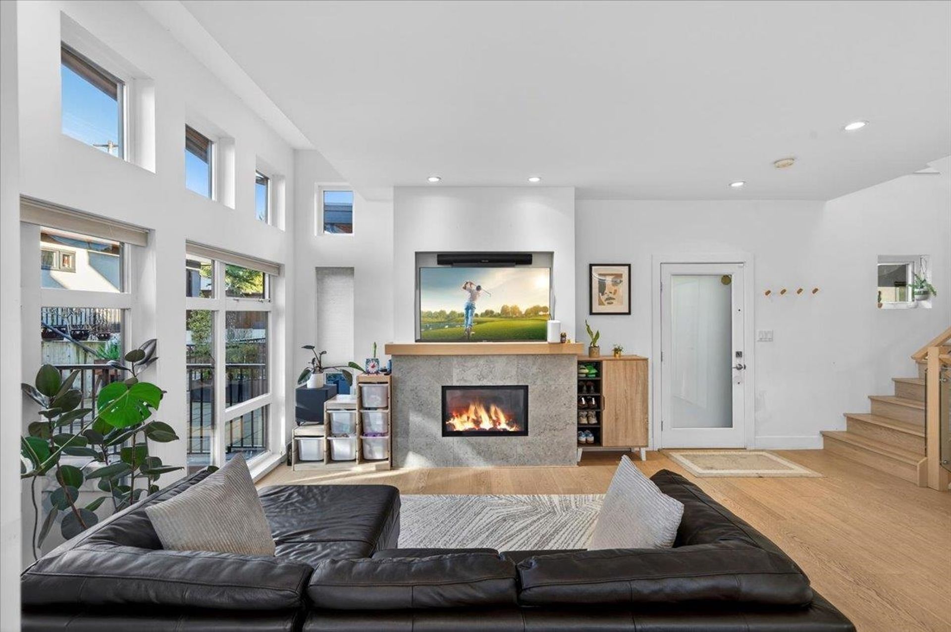 2 - 252 E 19th Street, Central Lonsdale, North Vancouver