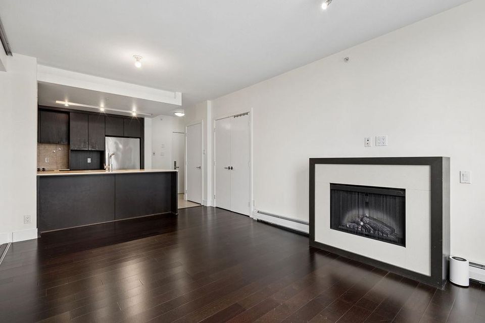 1320-chesterfield-avenue-central-lonsdale-north-vancouver-03