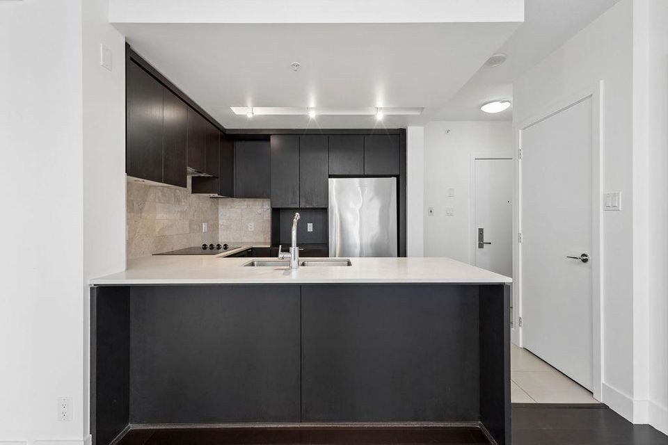 1320-chesterfield-avenue-central-lonsdale-north-vancouver-04