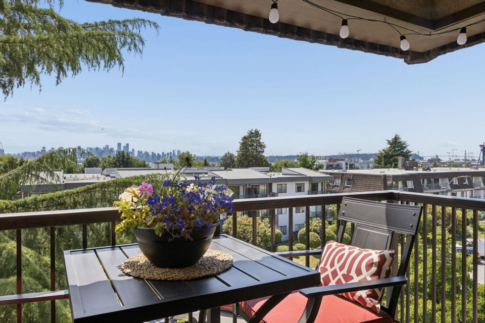 252-w-2nd-street-lower-lonsdale-north-vancouver-01