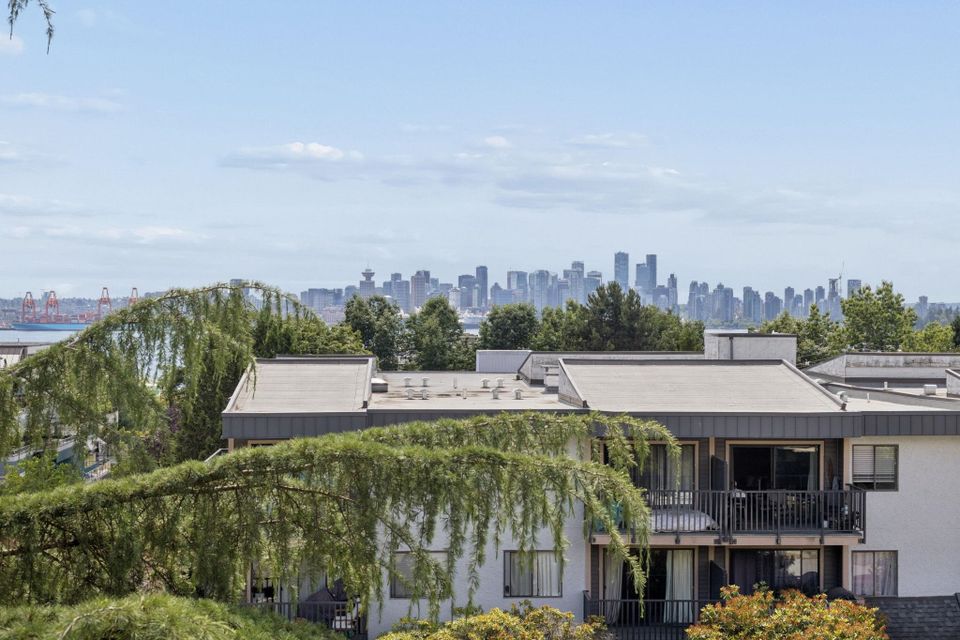 252-w-2nd-street-lower-lonsdale-north-vancouver-02