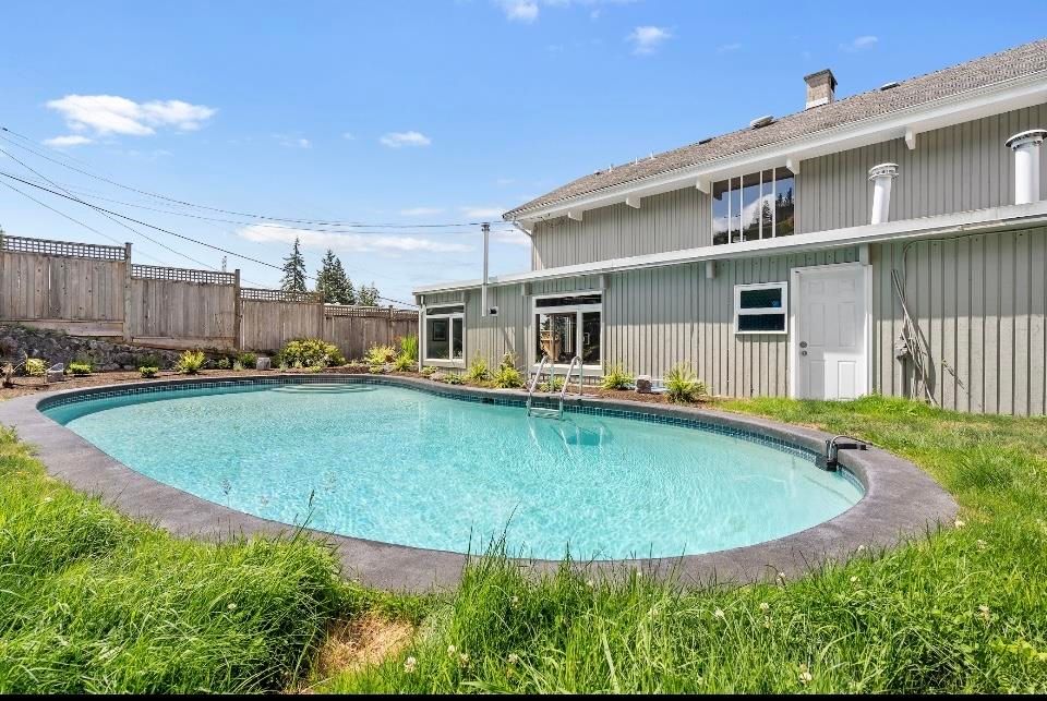 442-monteray-avenue-upper-delbrook-north-vancouver-05