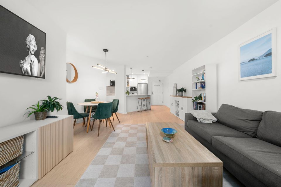 2023-franklin-street-hastings-vancouver-east-04