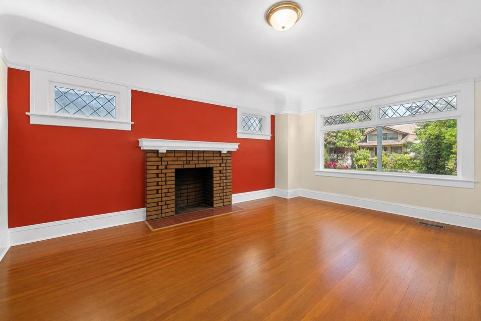 3218-w-6th-avenue-kitsilano-vancouver-west-03