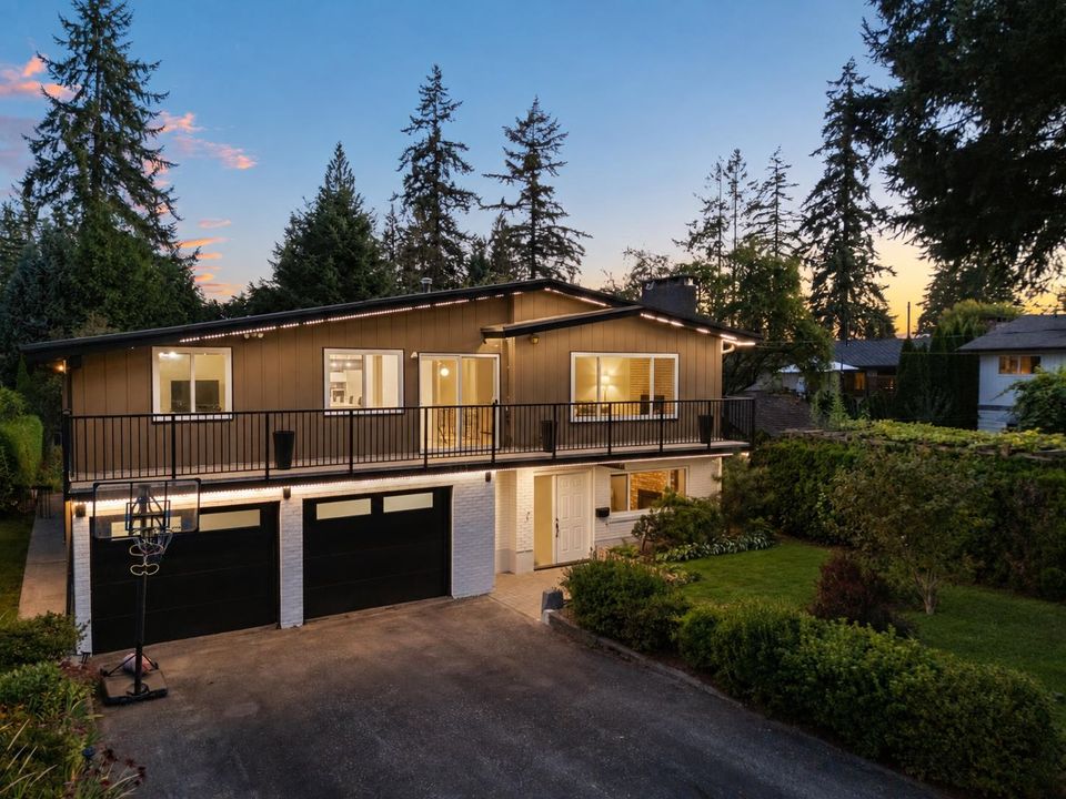 2763-violet-street-blueridge-nv-north-vancouver-01